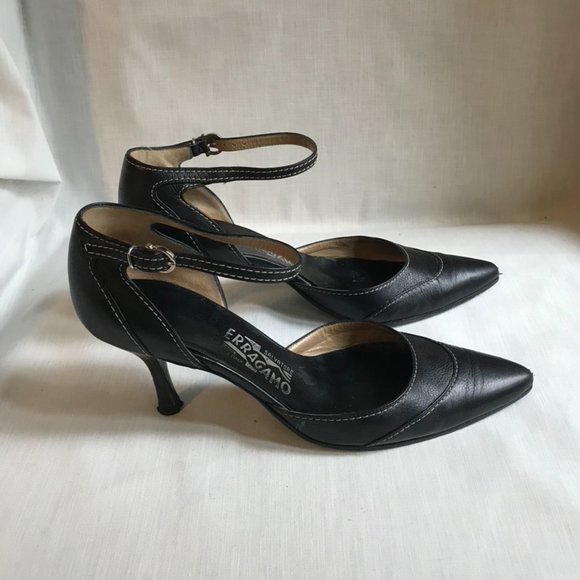 Salvatore Ferragamo Black Leather D'orsay Heels - Picture 2 of 7